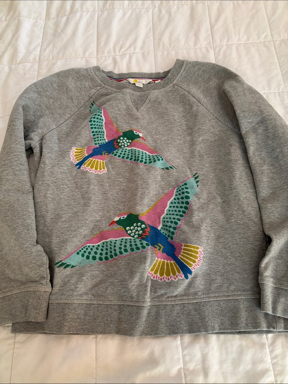 Boden women’s small Gray Sweatshirt with Colorful Bird Print Sz small